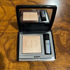 Dior Mono Eyeshadow 530 Tulle Satin
